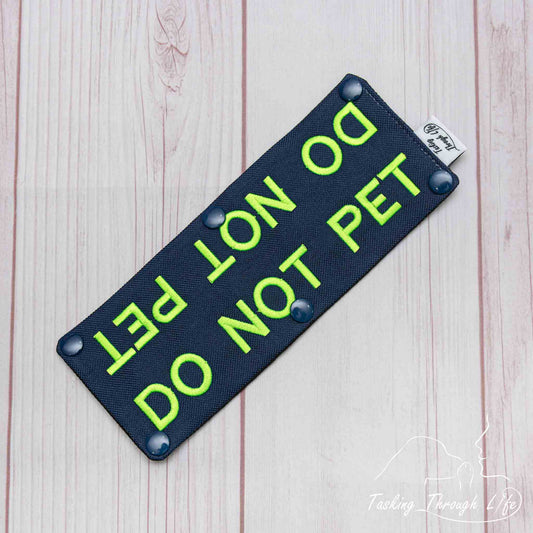Do Not Pet Leash Wrap Green (V13) - D13