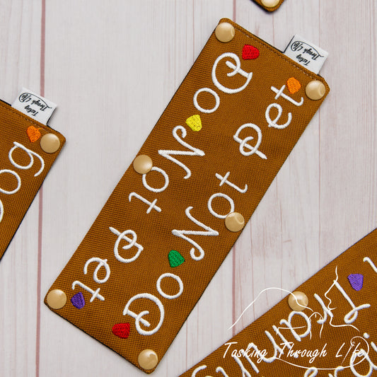 Do Not Pet Leash Wrap Gingerbread - G2