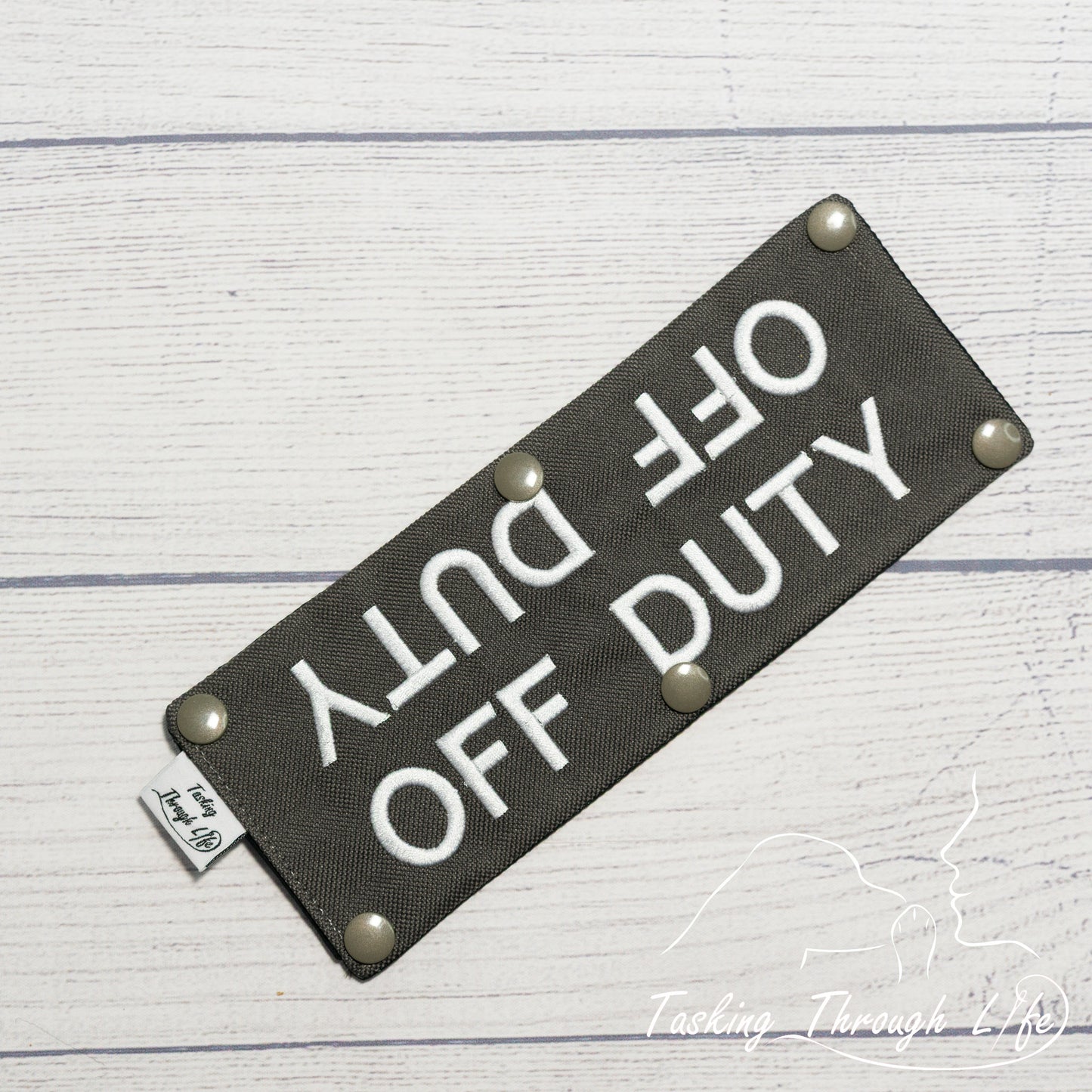 Off Duty Leash Wrap - R104